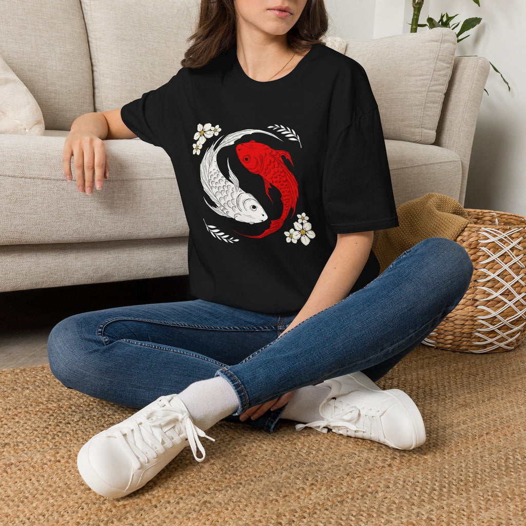 Kırmızı Beyaz Koi Balığı ve Çiçek Desenli Yin Yang Koi Tişörtü